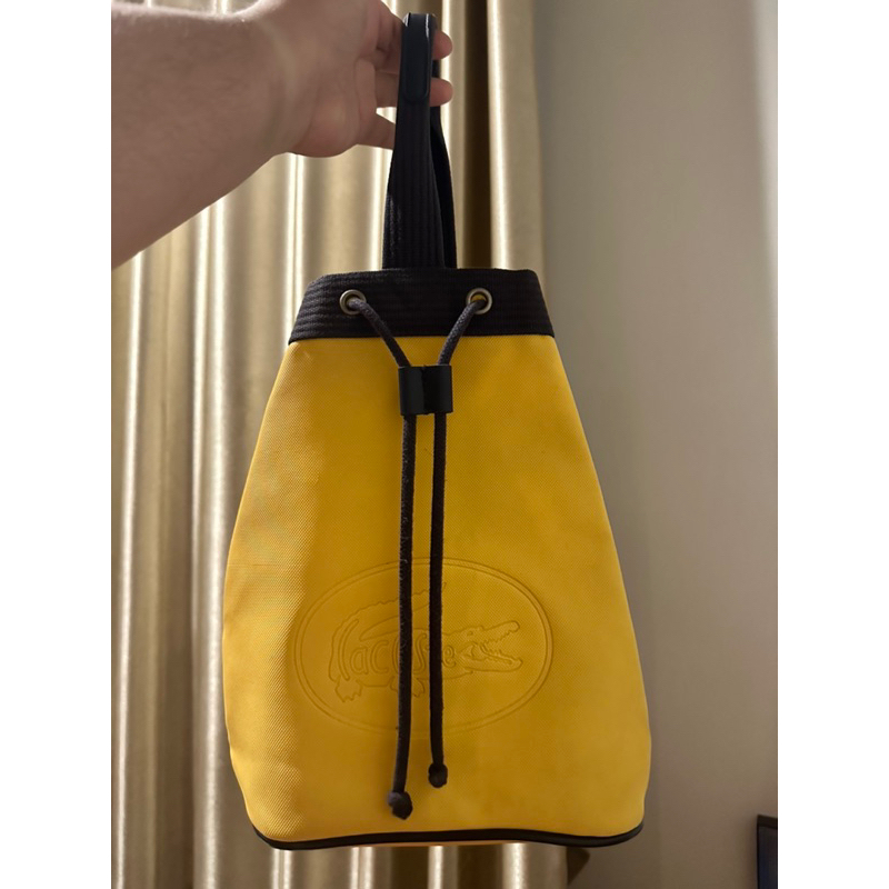 กระเป๋า Lacoste วินเทจ สีเหลือง สภาพใช้งาน