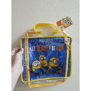 กระเป๋า MADELYN MINIONS BAG ขนาด 9×8 นิ้ว