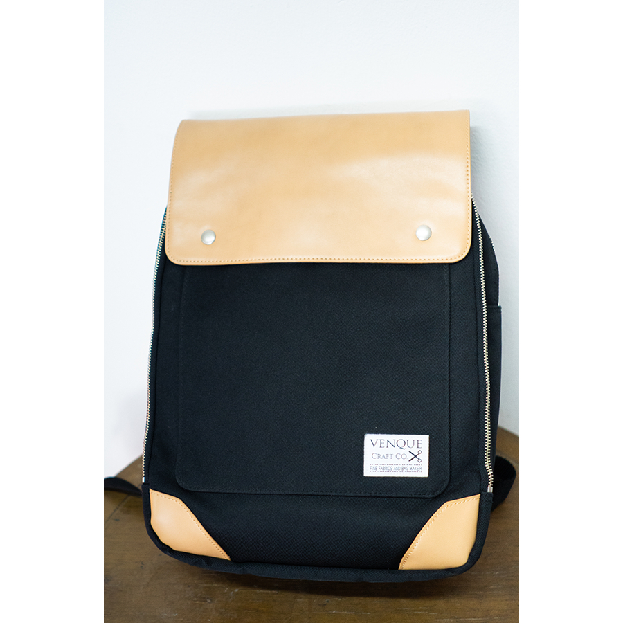 กระเป๋า Venque มือสอง สภาพดี (กระเป๋าตกรุ่นแล้ว) **โปรดอ่านรายละเอียดด้านล่างก่อนสั่งซื้อ**