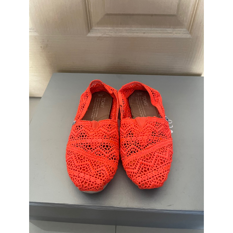 รองเท้าtomsมือ2 ไซร์ W5สภาพ85% ไม่มีอุปกรณ์