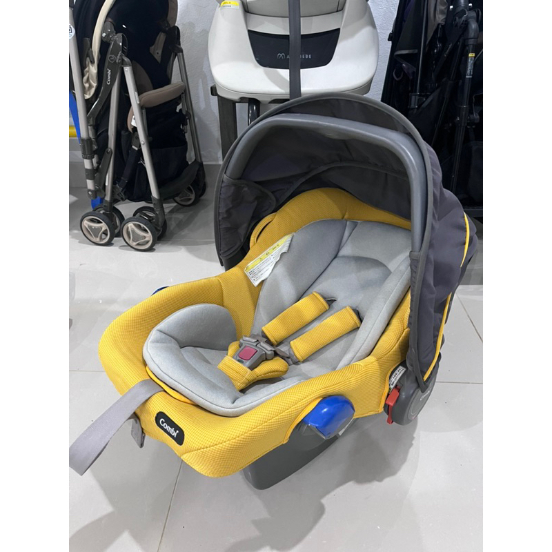 🌈คาร์ซีทกระเช้า Combi กระเช้าคาร์ซิท carseat แรกเกิด คาร์ซีทมือสอง สภาพดี