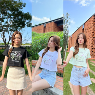 Botanical💐 เสื้อครอป Honey Mood 🍯 เสื้อยืดทรง baby crop  ผ้า cotton 100% ใส่นุ่มสบาย อก : 32-36 ยาว 16