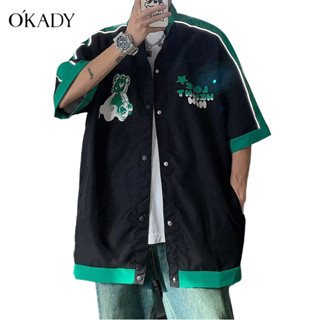 OKADY เสื้อเชิ้ตผู้ชาย เสื้อยืด คอปก แขนสั้น สไตล์เกาหลี สไตล์คู่รักนักศึกษา เย็บปักถักร้อย ผ้าไฟเบอร์คุณภาพสูง