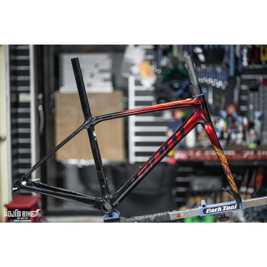 GIANT TCR ADVANCED SL LIMITED EDITION (Metallic Red)
