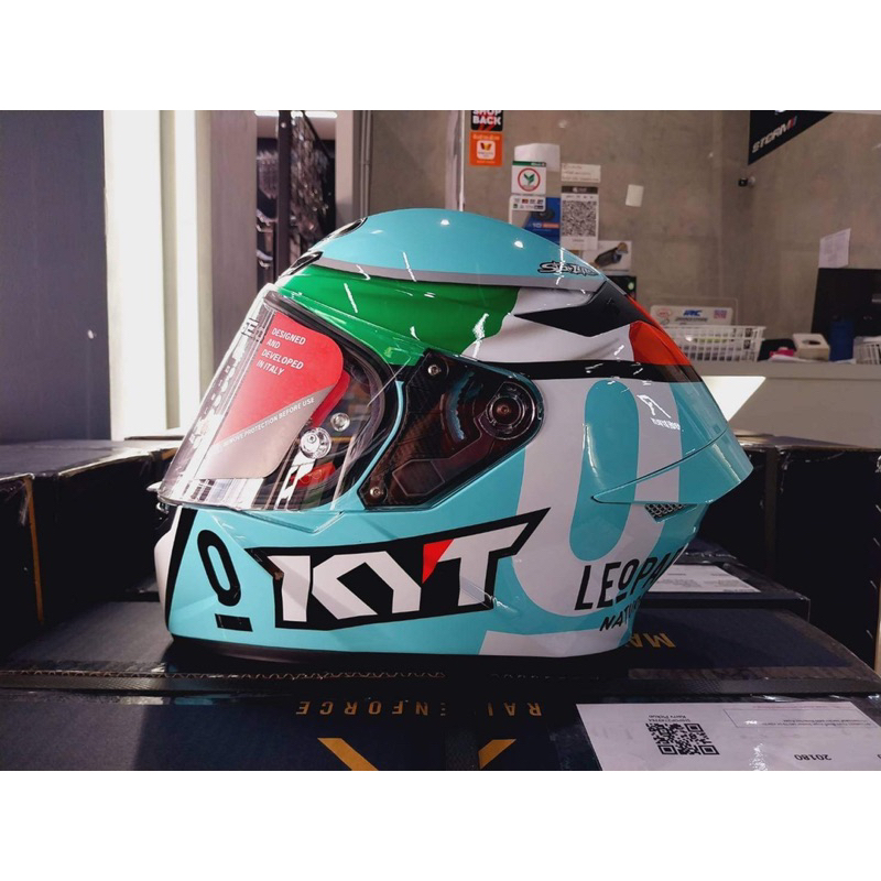 หมวกกันน็อก KYT  TT Course