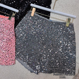 🇰🇷New🇰🇷  Korea sequined short pants ขาสั้นวิ้งเว่อ ใส่ละเก๋มากกก รุ่นนี้ทรงเรียบ ซิปหลัง  แพทเทิร์นเป๊ะ เก็บทรงมากค่า