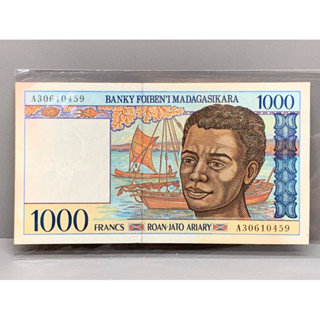 ธนบัตรรุ่นเก่าของประเทศมาดากัสการ์ ชนิด1000Francs ปี1994
