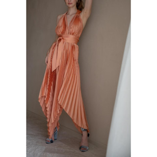 Kemissara Open Back Dress - Peach เดรสคอวีหน้าเปิดหลัง บีชเดรส เดรสโก้หรูใส่สบาย เดรสเพื่อนเจ้าสาว