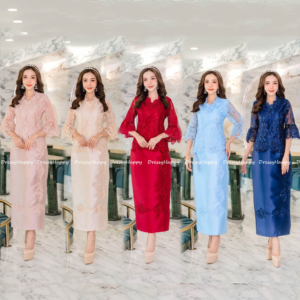 ชุดออกงาน ไทยประยุกต์มี2ชิ้น เสื้อลูกไม้คอวีแขนระบาย+กระโปรงทรงสอบปักลายลูกไม้ มี5สี M-5XL