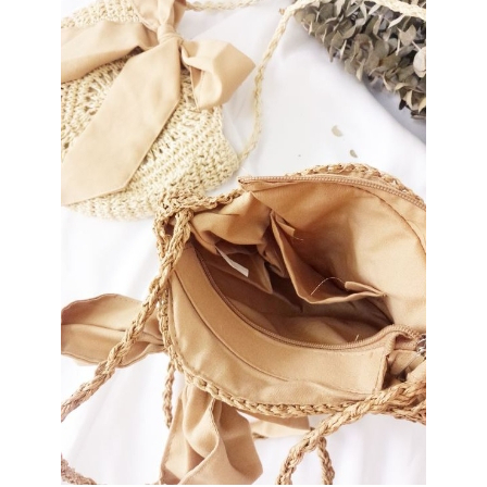 💕ivy กระเป๋าสาน Bow-tie แถมโบว์ด้วยจ้า (A51) กระเป๋า กระเป๋าสะพายข้าง