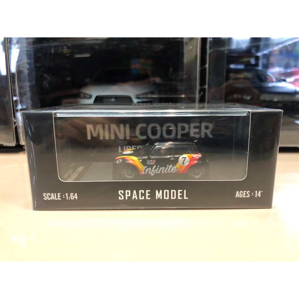 Space Model LBWK Mini Cooper Infinite