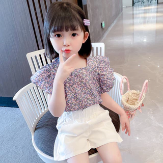 Babyonline (Y044)C4 (ส่งด่วน1วัน)ชุดเซ็ตเสื้อกางเกงขาสั้นเด็กลายดอกไม้แขนระบายสุดน่ารัก ผ้าฝ้าย