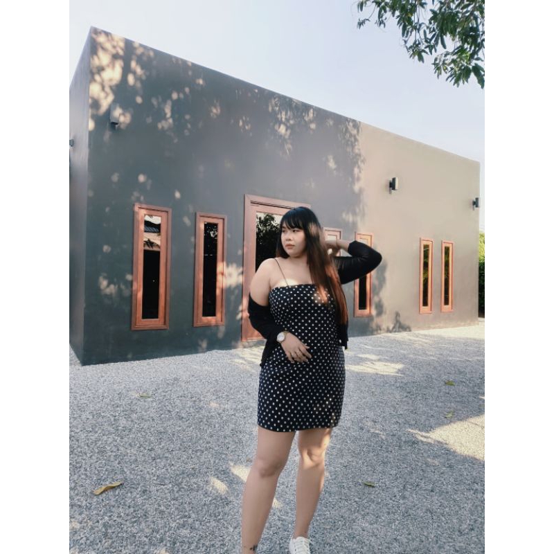 เดรสลายจุดสายเดี่ยวงานซิปซ่อนด้านหลัง​ ทรงสวยเป๊ะแน่นอนจ้า​แพท​เทริน์​สาวอวบแท้​ - รูปที่ 2