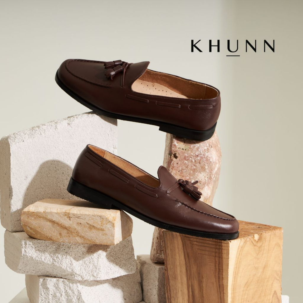 KHUNN (คุณณ์) รองเท้า รุ่น Patrick สี Darkchoc (PRE-ORDER)