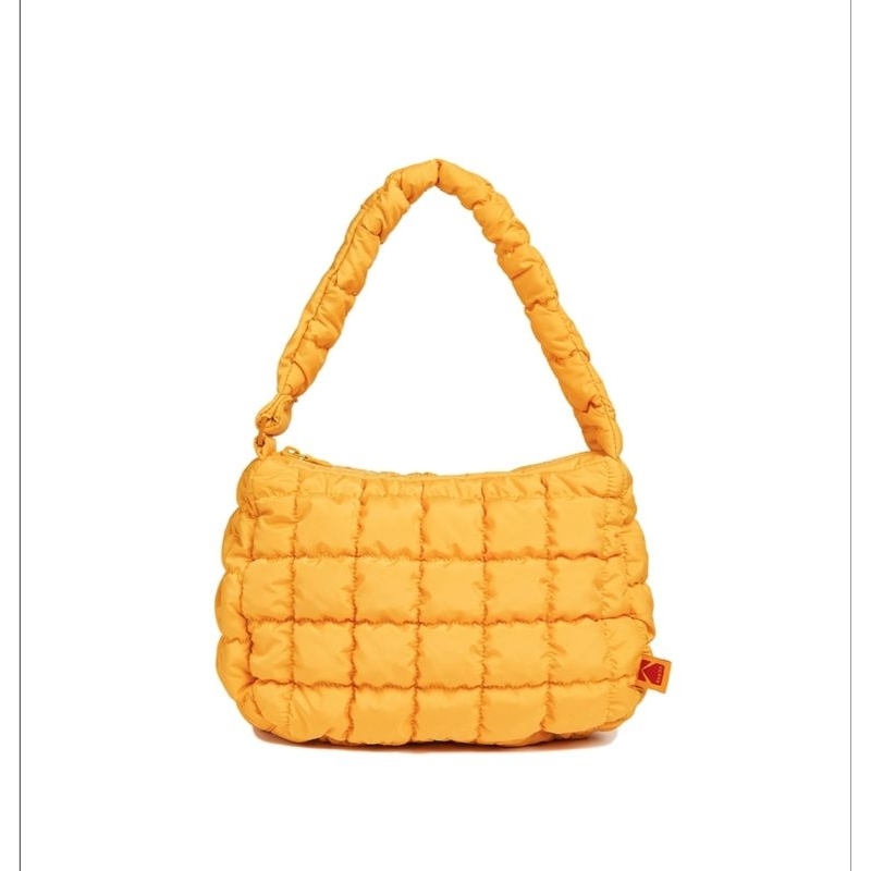 ( พร้อมส่ง ) Koduk Soft Bag กระเป๋าเนื้อนุ่ม ลายปัก koduk ตรงสายส ด้านในมีซิปช่องเล็กในตัว ขนาดกระทั