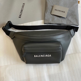 Brandnew New belenciaga belt bag