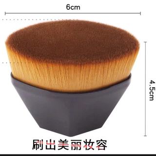 B-12🌟แปรงเกลี่ยรองพื้น petal 55 ลงรองพื้นง่าย เกลี่ยง่าย จับถนัดมือ ขนแปรงแน่นสม่ำเสมอทำให้ง่ายต่อการเกลี่ย ขนแปรงไม่แตก