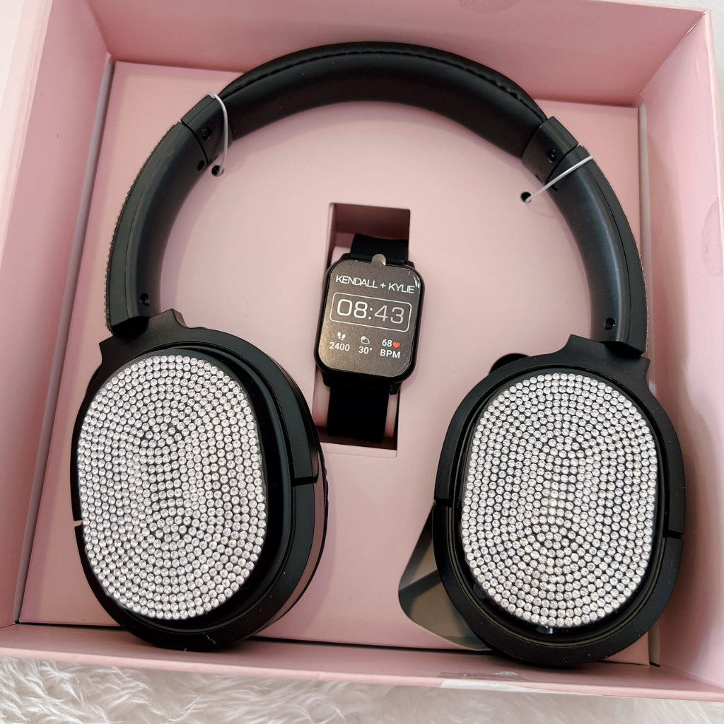 💚แท้💯 พร้อมส่ง💚Kendall & Kylie Smart Watch Fitness Tracker, Heart Rate, Step Counter, Notifications,