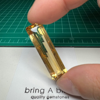 ซิทริน Citrine น้ำหนัก 37.15ct (39x11x9.5)mm พลอยธรรมชาติ ไม่ผ่านการปรุงแต่ง สีสวย ไฟเต็ม สะอาด