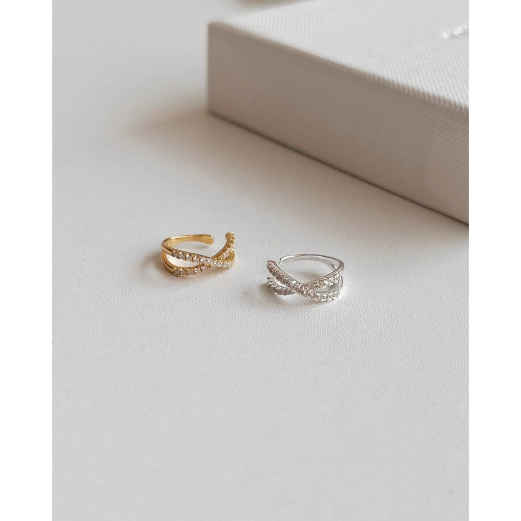 A.piece ต่างหูหนีบ [all silver 925] crystal cross earcuff
