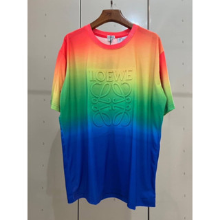 เสื้อยืดแขนสั้น โลเอเว่ Rainbow angram tshirt Size S-XL