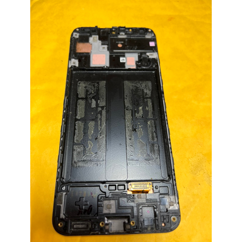 ขายเครสกลางหลังจอSamsung-A30ของแท้แกะจากเครื่องเดิมๆ
