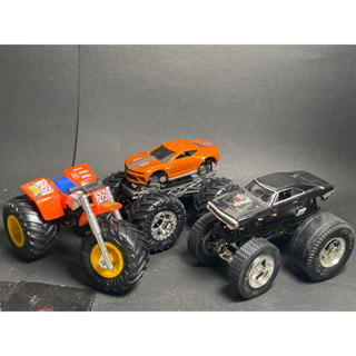 Hot Wheels Monster Truck บิ๊กฟุต ล้อยาง  ขนาด 1/64 รถนอก package สภาพดี (14)