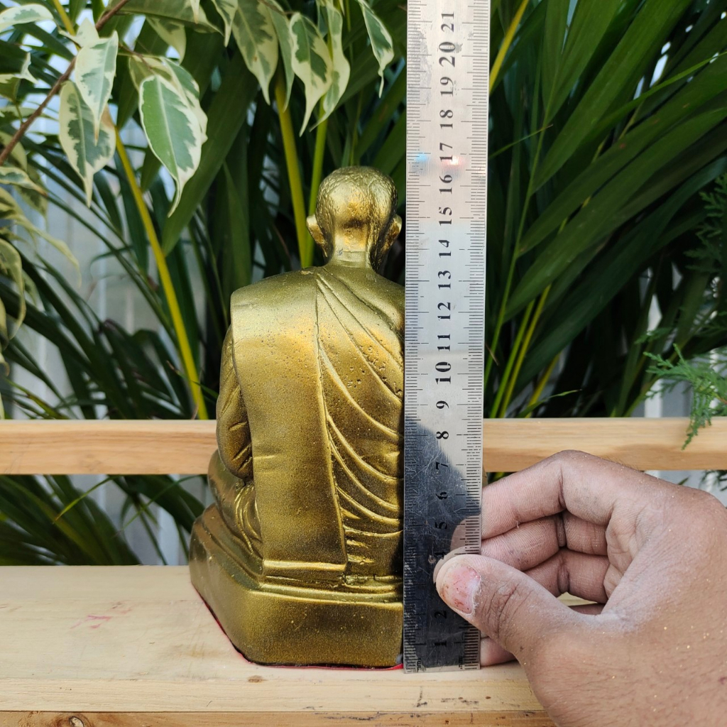 หลวงปู่ชอบ ฐานสโม วัดป่าสัมมานุสรณ์ หน้าตัก5นิ้ว สูง16cm.สีทองโบราณ พระเกจิสายกรรมฐานลูกศิษย์หลวงปู่มั่น กองทัพธรรม ราคา ถูกที่สุด ดีลบีเคเค แกลเลอรีภาพที่ 3