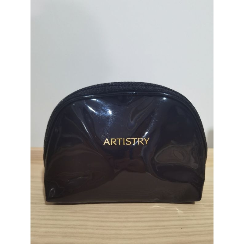 กระเป๋าใส่เครื่องสำอาง Artistry