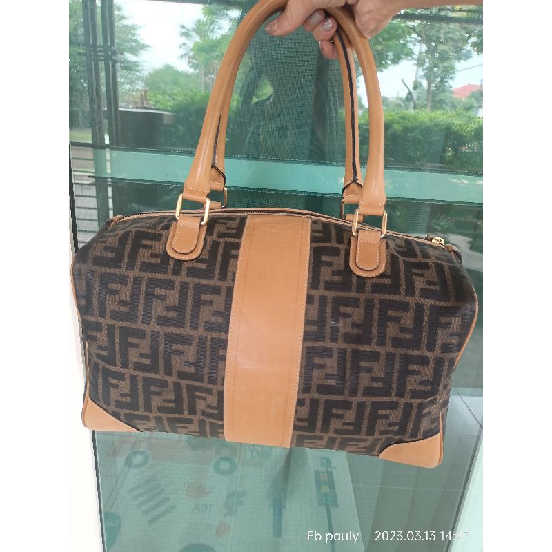 fendi Boston size 30cm used bag like new