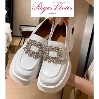 ❌พร้อมส่ง ส่งไว❌ รองเท้าเสริมส้นRoger RV ติดเพชร สูง2นิ้ว เกรดนำเข้า