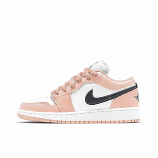 ของแท้ 100%  Jordan Air Jordan 1 “Light Arctic Pink” พร้อมส่ง