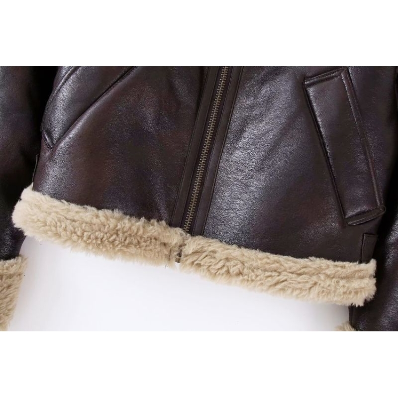 พร้อมส่ง 2สี เสื้อหนังบุขนแกะสีครีมกันหนาว *เริ่มต้นขนาดใหญ่ อ่านขนาดก่อนสั่งค่า* (T121) - รูปที่ 5