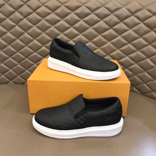 NEW LOUIS VUITTON BEVERY HILLS SLIP ON SNEAKER