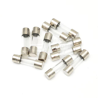 ULTIMAX ฟิวส์หลอดแก้ว ยาว 20มม / 30มม 250V ขนาด 100mA - 15A มาตรฐาน UL CSA 5x20 5.2x20 6x30 6.35x30 ฟิวส์ Fuse 220V