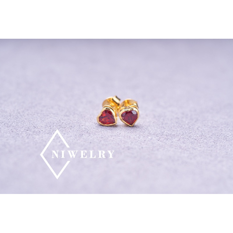 ต่างหูพลอยแท้รูปหัวใจ รุ่น Heart gems ตัวเรือนเงินแท้ พร้อมใบรับประกัน