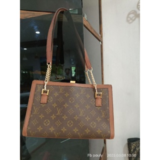 Louis Vuitton vintage bavote sac used bag like new