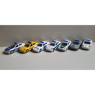 โมเดลรถเหล็ก Majorette Porsche Panamera ตำาวจ และ Taxi มีหลายแบบ มีหลายาวประมาณ 7.5cm สินค้าของใหม่ สินค้าไม่มีแพคเกจ