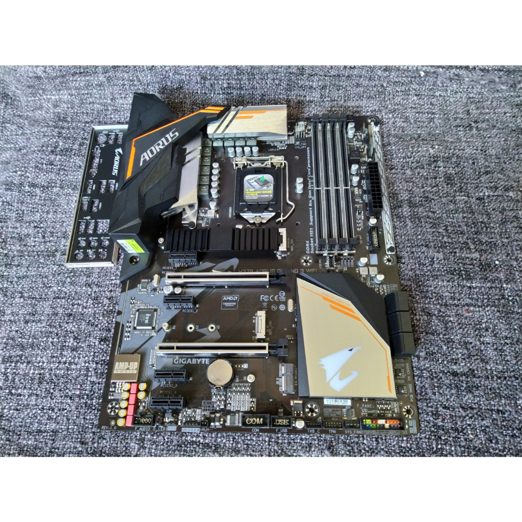 1151V2 Gigabyte H370 AORUS GAMING 3 WIFI  พร้อมฝาหลัง