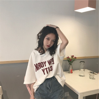 เสื้อยืดคอวี แขนสั้น ผู้หญิงสีขาว ลายตัวอักษร สินค้าพร้อมส่ง