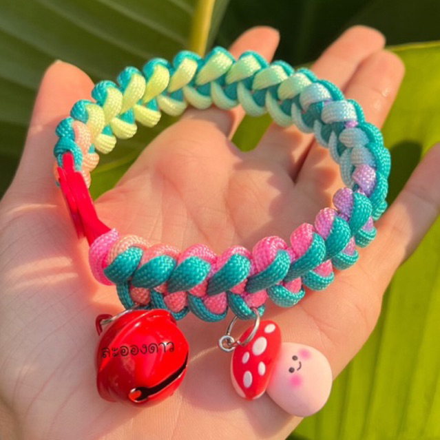 ปลอกคอนิรภัยหมา แมว ลายเปีย2สี
