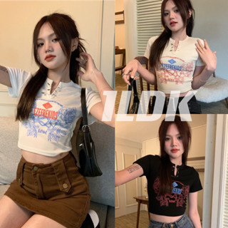 1LDK🌈พร้อมส่ง🌈เสื้อครอป แขนสั้น+แขนยาว  มีเข็มกัด รัดรูปใส่สบาย ผ้านิ่ม(627)