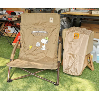 Logos SNOOPY Cross-legged Chair (นำเข้าจาก Shop Japan) เก้าอี้พับ พกพา ขนาดใหญ่ ลายสนูปปี้ ของ โลกอส by Jeep Camping