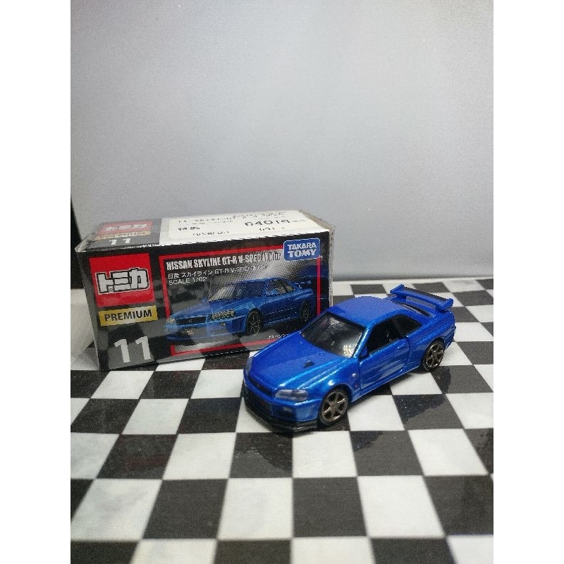 Tomica Premium No.11 Nissan Skyline GTR r34 V-SPEC ll Nür  ขนาด 1:64