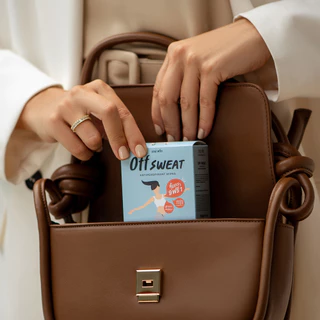 OFF SWEAT antiperspirant wipes 1 box แผ่นระงับเหงื่อ ระงับกลิ่นกาย
