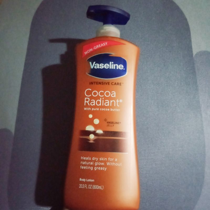 Vaseline Intensive Care COCOA RADIANT Body lotion Dry skin วาสลีน โกโก้ โลชั่นบำรุงผิว ผิวโกลว สวย สุขภาพดี ผิวแห้ง