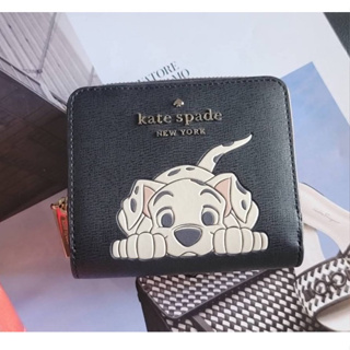 🎀 กระเป๋าสตางค์ สีดำ Disney X Kate Spade New York Small Zip Around 101 Dalmatians Wallet