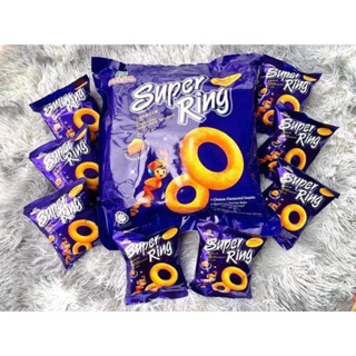 super ring ห่อใหญ่ (ข้างมี8ห่อเล็ก) อร่อย ชีสเน้นๆ อร่อยมาก ห่อเดียวไม่เคยพอ