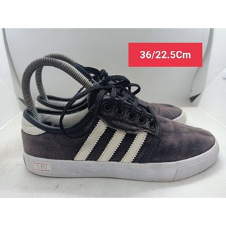 Adidas Size 36 ยาว 22.5 รองเท้ามือสอง ผู้หญิง ผู้ชาย ผ้าใบ แฟชั่น ทำงาน ลำลอง เดิน  เที่ยว วิ่ง ออกกำลังกาย