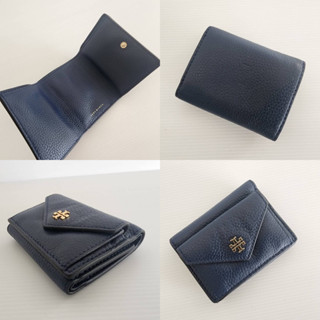 🎀 (สด-ผ่อน) กระเป๋าสตางค์ 3 พับ ใบสั้น สีกรม 71624 Tory Burch Carter Micro Wallet สี Royal Navy